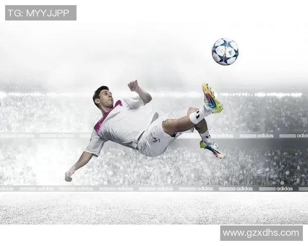 足球明星独特头带造型大赏展现个性与风格的精彩瞬间